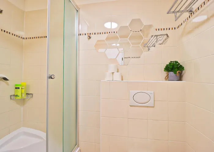 A Comfy In Smichov - Andel Apartment *