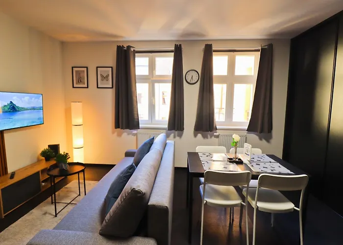Apartment A Comfy In Smichov - Andel Prague