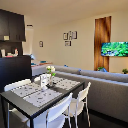 아파트 A Comfy In Smichov - Andel *