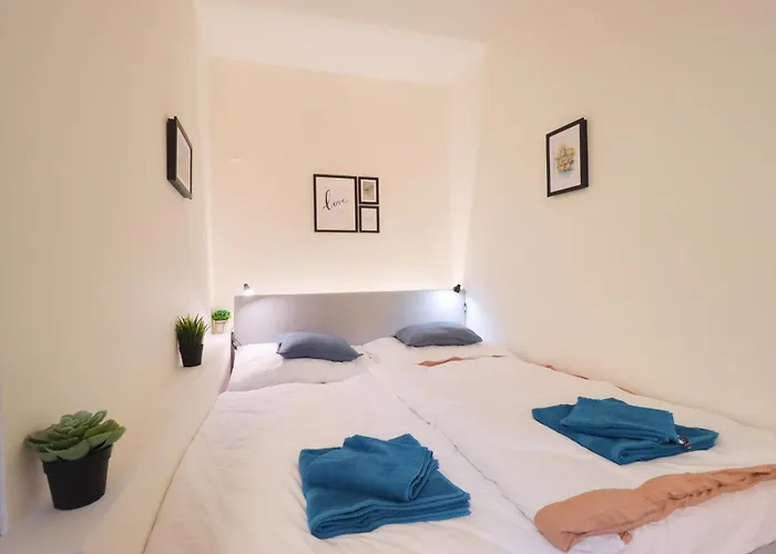 A Comfy In Smichov - Andel Praga