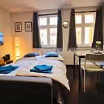 A Comfy In Smichov - Andel Apartman Prága