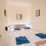 A Comfy In Smichov - Andel Prága